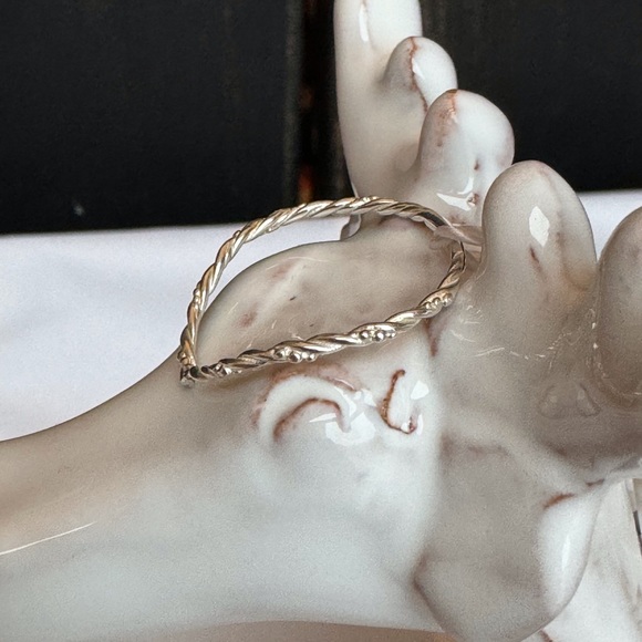 Jewlr Chevron Minimalist V Ring 925SS - NEW - Picture 2 of 7